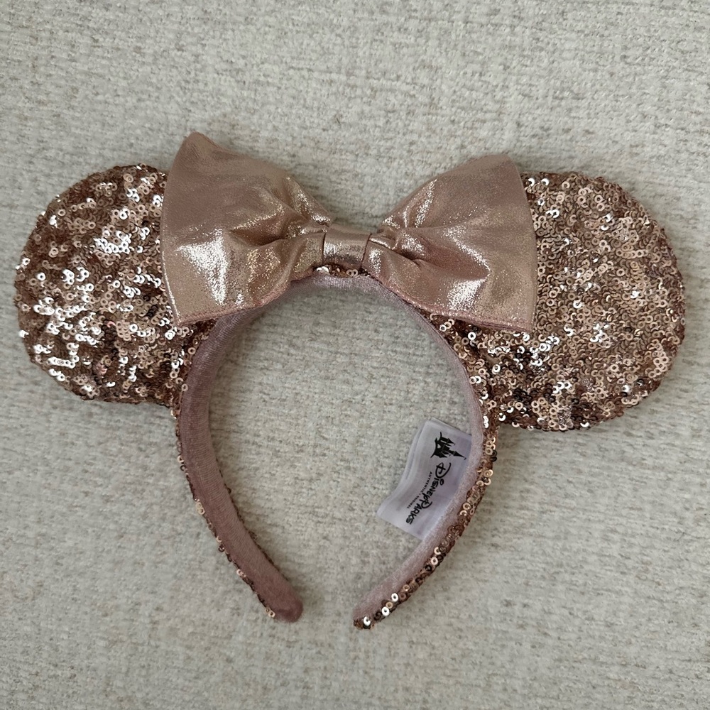 Disney Parks Rose Gold Minnie ears